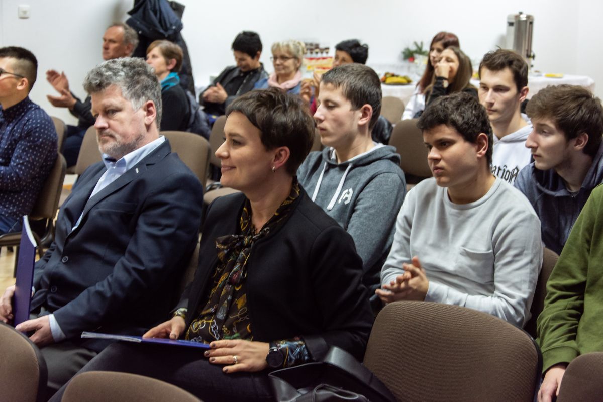 lrm_export_160995607649035_20181214_135231171