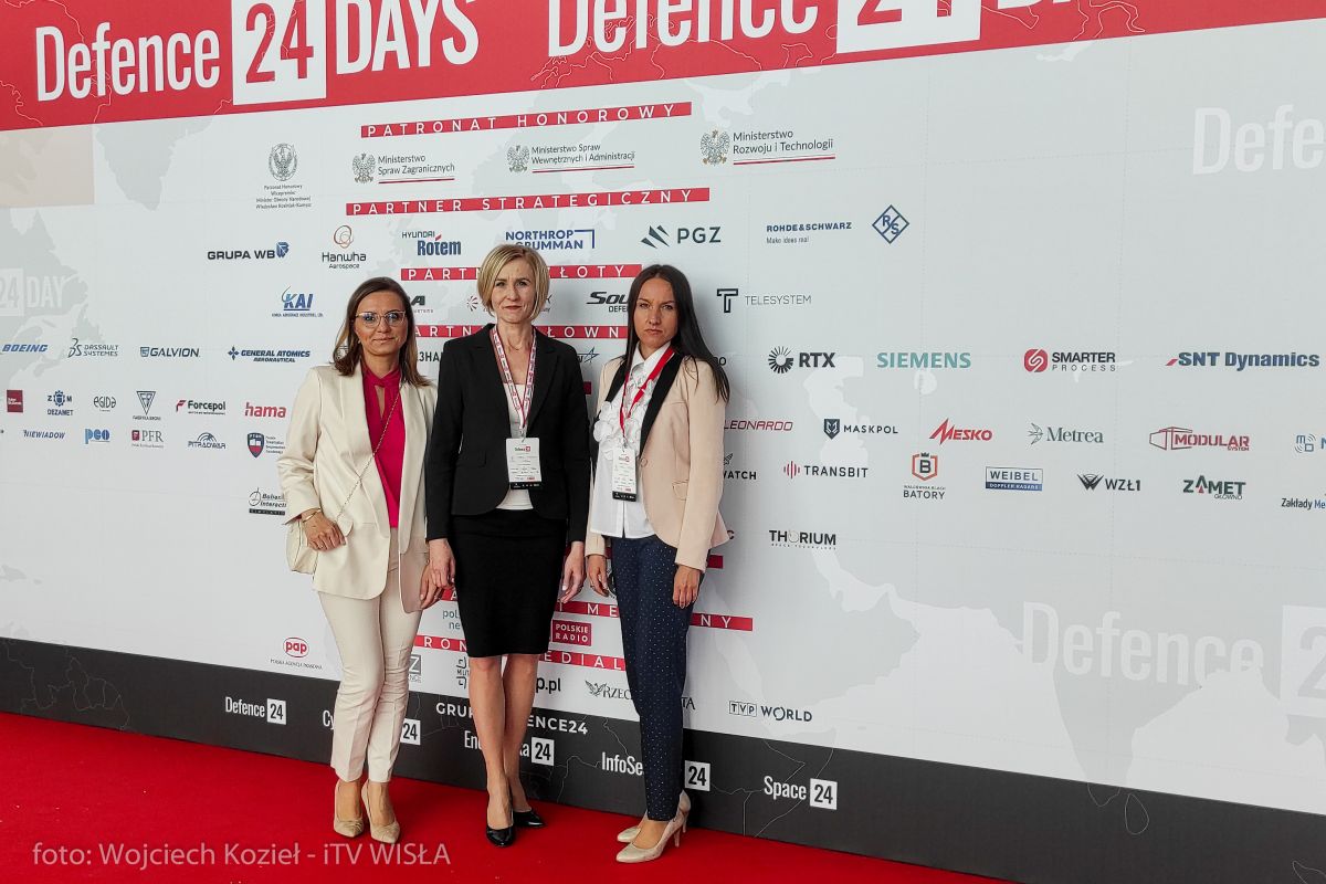 defence24_1_-17