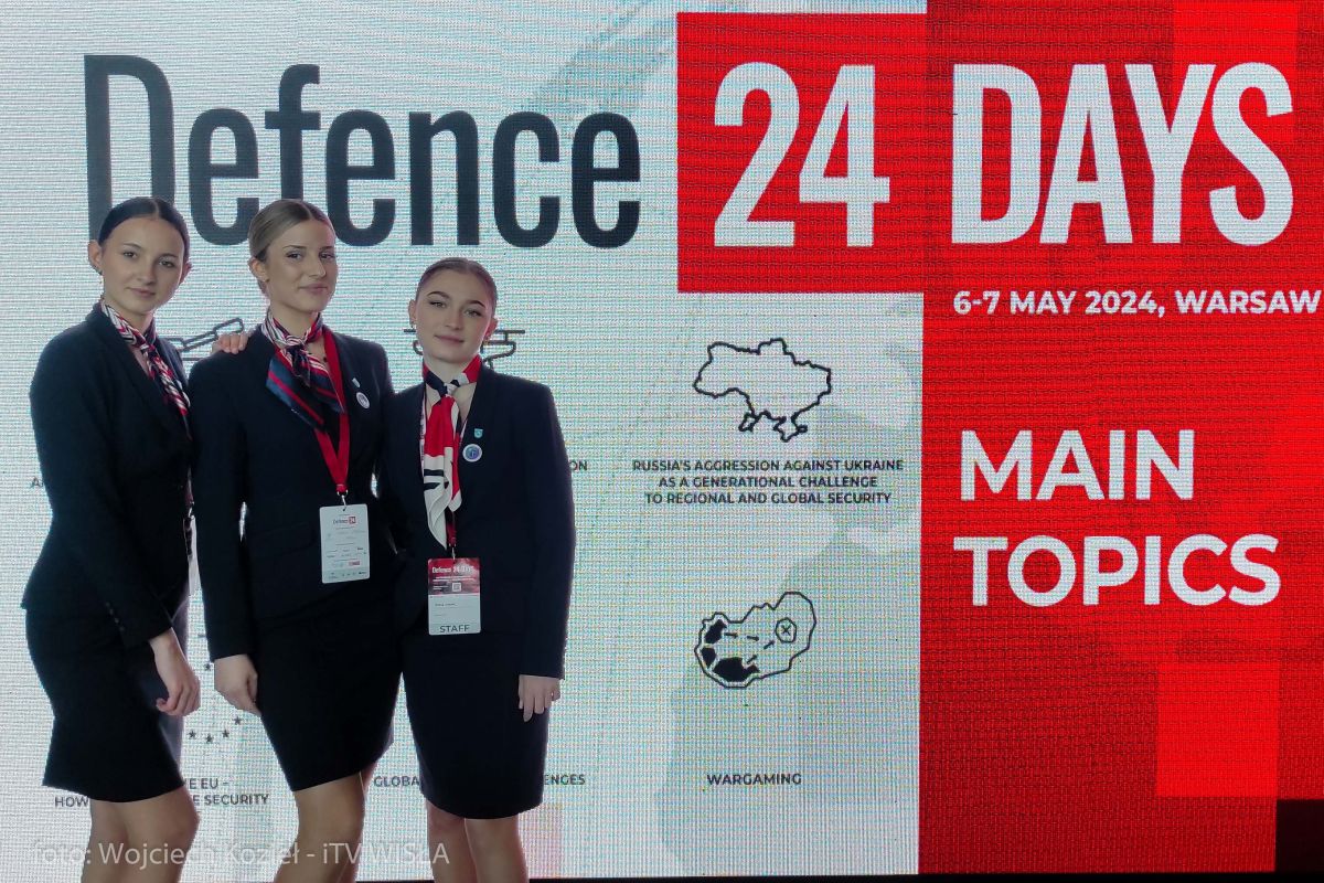 defence24_1_-18