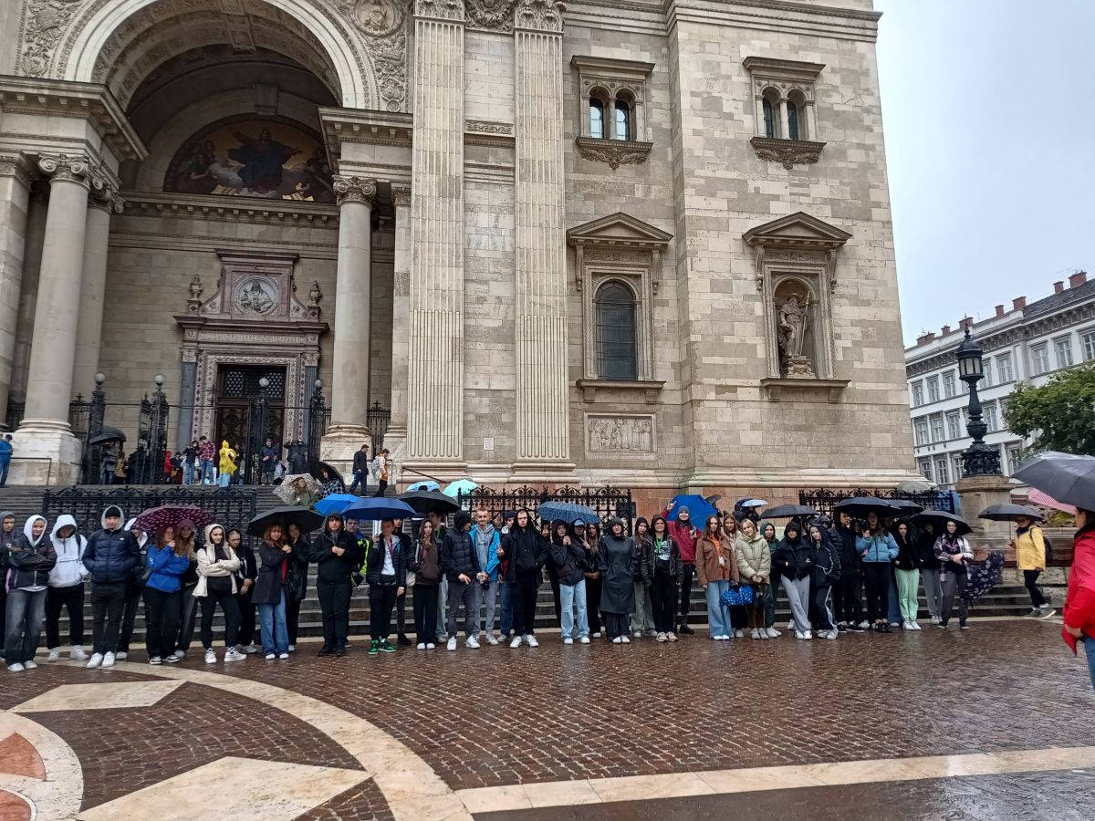 img_20241004_124023127_hdr