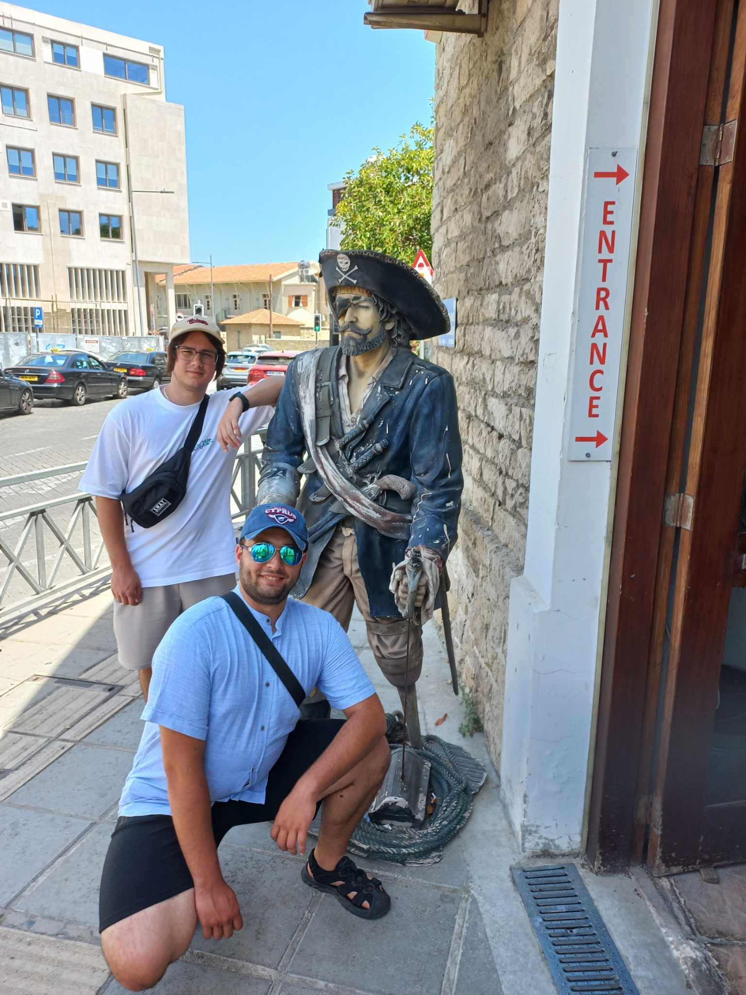 received_666359032893900